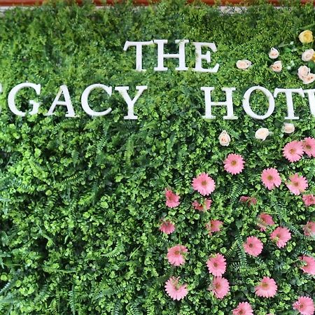 The Legacy Hotel Tayabas Eksteriør billede