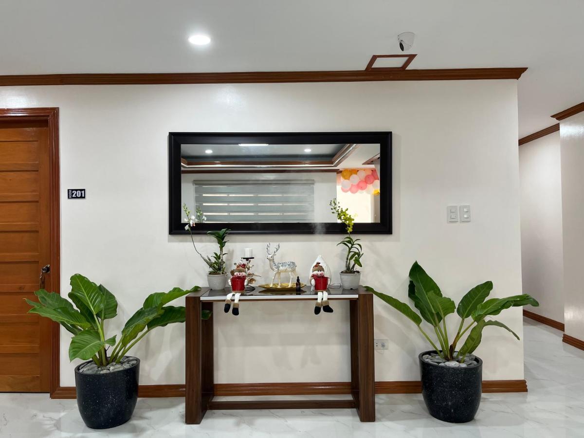 The Legacy Hotel Tayabas Eksteriør billede